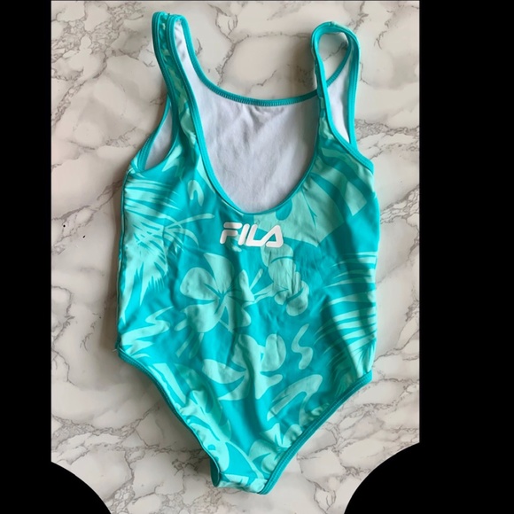 Kids FILA Swimsuit UFP 50+ SIZE 10 - Picture 2 of 3